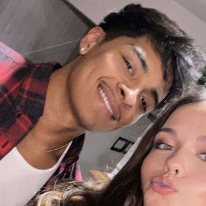 Meet your Posher, Max